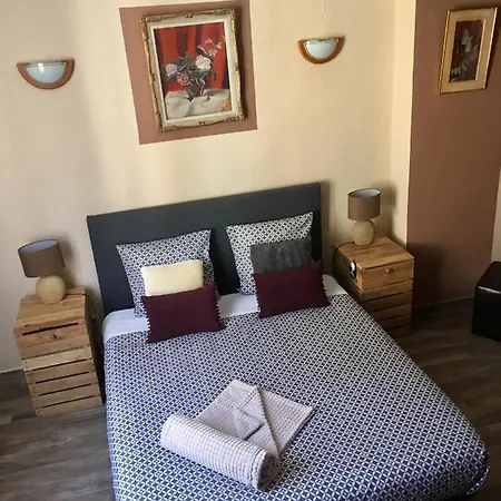 Lou Mistral Hotel Moustiers-Sainte-Marie Buitenkant foto